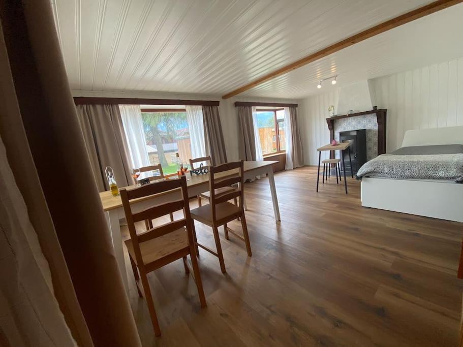 Cozy 2-bedroom Holiday home