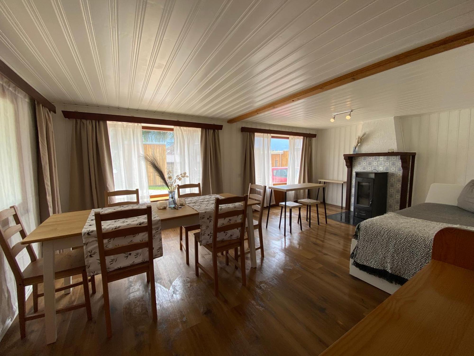 Cozy 2-bedroom Holiday home Unterseen
